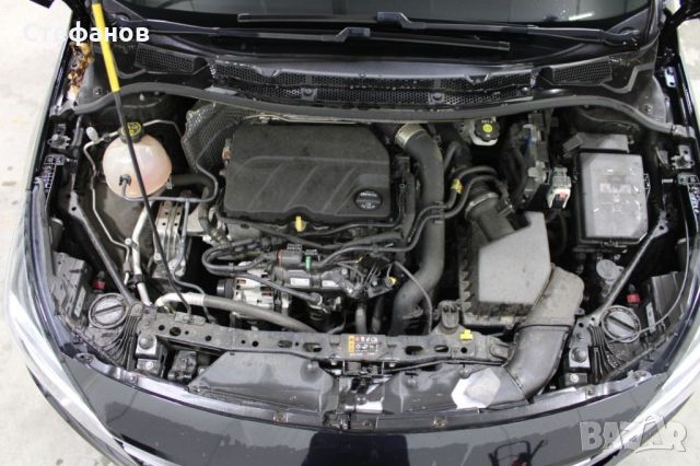 Opel Astra 1.2, снимка 7 - Автомобили и джипове - 46135776