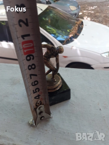 Малка метална фигура статуетка на дискохвъргач, снимка 5 - Антикварни и старинни предмети - 53322465