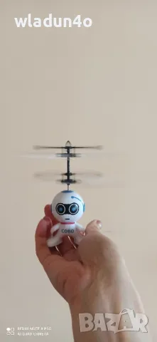Летящо роботче COBO flying robot-26лв, снимка 4 - Влакчета, самолети, хеликоптери - 49677446