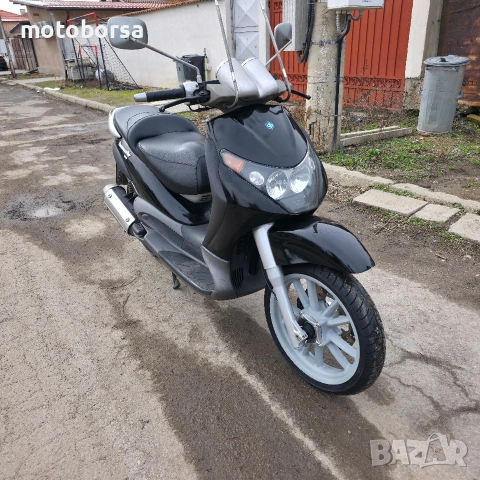 Piaggio Beverly 200, снимка 3 - Мотоциклети и мототехника - 53687928