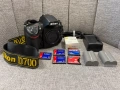 Nikon D700 с две батерии и увеличително стъкло DK-17M, снимка 1
