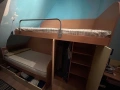 Подарявам комплект две единични легла и един гардероб., снимка 2