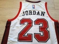 Баскетболен потник на Майкъл Джордан Чикаго Булс!!!, снимка 3