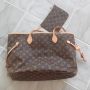 Дамска чанта Louis Vuitton, снимка 1 - Чанти - 45597327