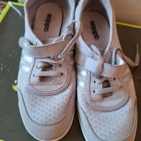 Дамски обувки Adidas , снимка 2 - Маратонки - 45647718