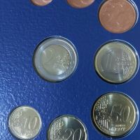 Италия 2002 - Евро сет - комплектна серия от 1 цент до 2 евро, снимка 3 - Нумизматика и бонистика - 45529781