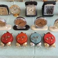 Часовник будилник Слава камбанки работещ, снимка 7 - Антикварни и старинни предмети - 46036714