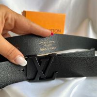 Louis Vuitton нов колан естествена кожс, снимка 2 - Колани - 32130003