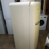 Бежов хладилник с вътрешна камера ретро дизайн Smeg 2 години гаранция!, снимка 3 - Хладилници - 45031993