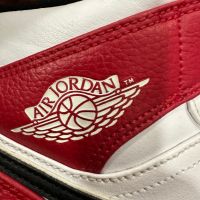 Оригинални мъжки маратонки Nike Air Jordan размер 41,42, снимка 6 - Маратонки - 45543564