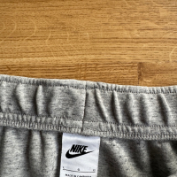 Nike Tech Fleece панталон, снимка 3 - Панталони - 45069619