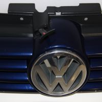 Предна решетка VW Bora (1998-2005г.) предна емблема Бора / 1J5853562, снимка 4 - Части - 45652562