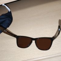 Oakley Frogskins  Made in USA, снимка 3 - Слънчеви и диоптрични очила - 45126331