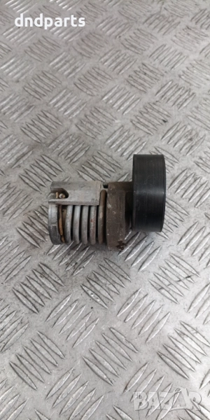 Обтяжна ролка VW Golf 5 1.4i 2005г.	, снимка 1