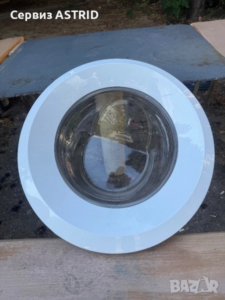 Продавам отличен люк (вратичка) за пералня LG, снимка 1