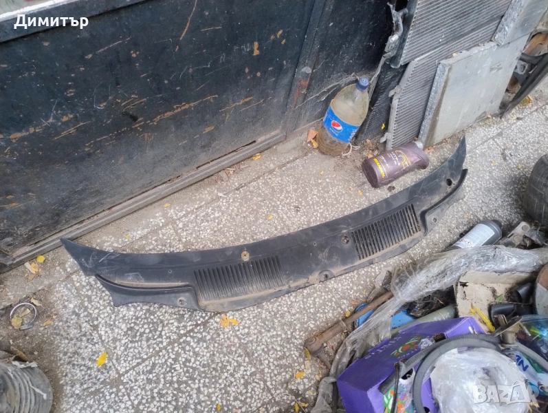 Водобран Предно Стъкло За Фиат Пунто 1997г / Fiat Punto 1997y, снимка 1