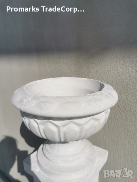 Кашппа от бял цимент , снимка 1