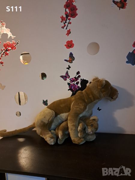 Голяма плюшена играчка Limex, лъвица с малко лъвче, снимка 1