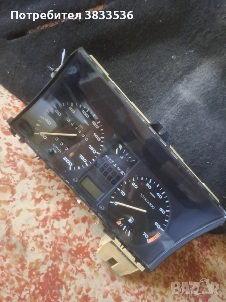 1 Буксов скоростомер със обортомер/ километражен уред за VW Golf / Jetta mk2 Бензин, снимка 1