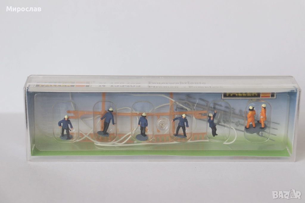 FALLER N ФИГУРКИ ПОЖАРНИКАРИ ВАГОН ВЛАК ПОЖАРНА ЖП, снимка 1