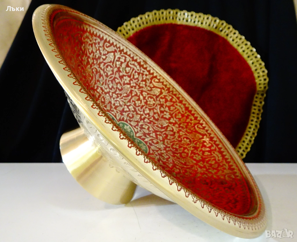 Бронзова фруктиера,клетъчен емайл,риби,лози с грозде. , снимка 1