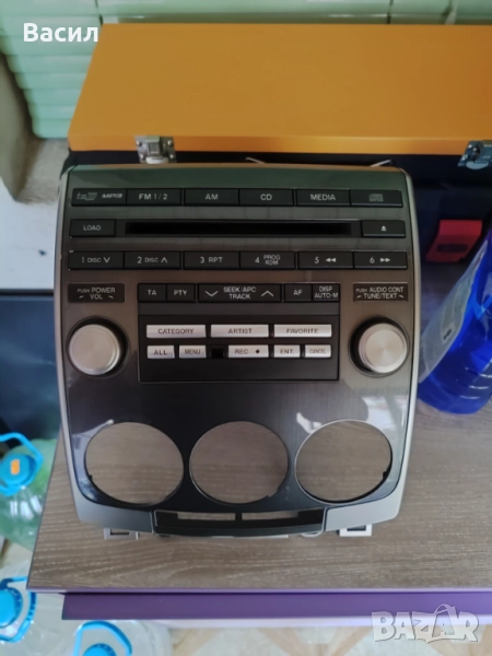 радио CD за мазда 5 mazda, снимка 1