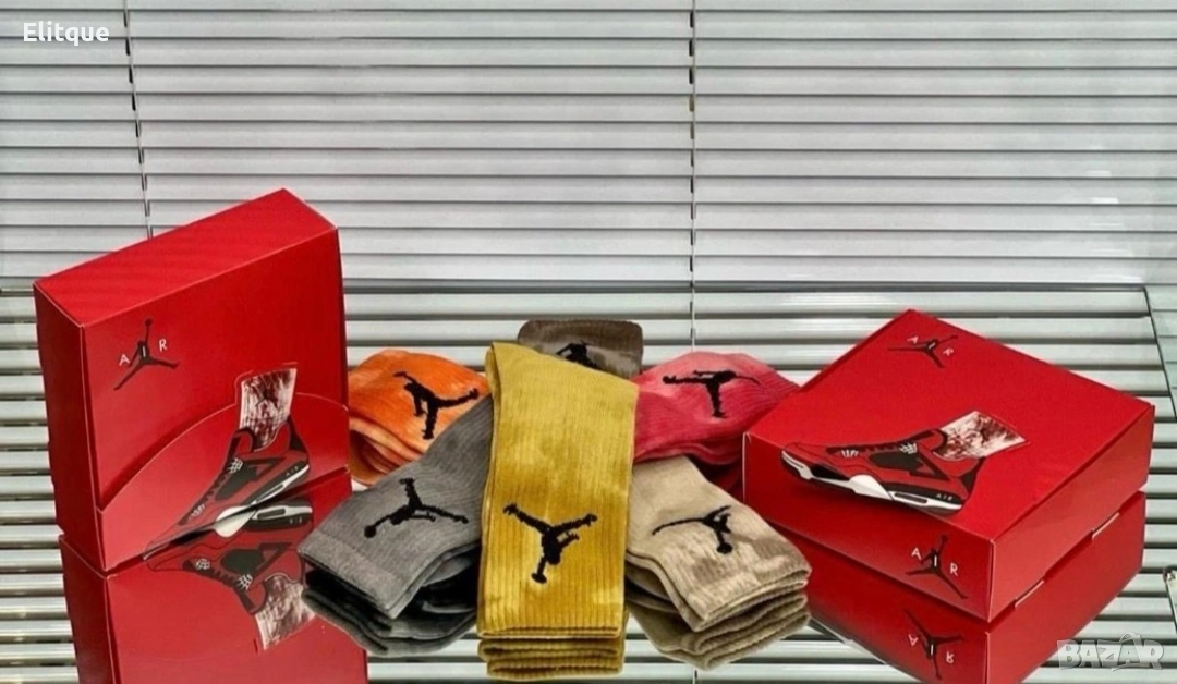 унисекс цветни дълги чорапи в кутия ,6 чифта jordan, снимка 1