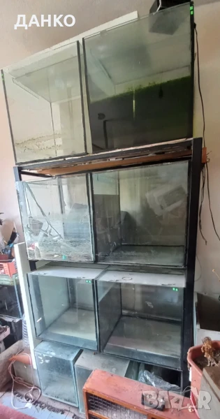 НА ПОЛОВИН ЦЕНА -СТЕЛАЖ С АКВАРИУМИ, снимка 1