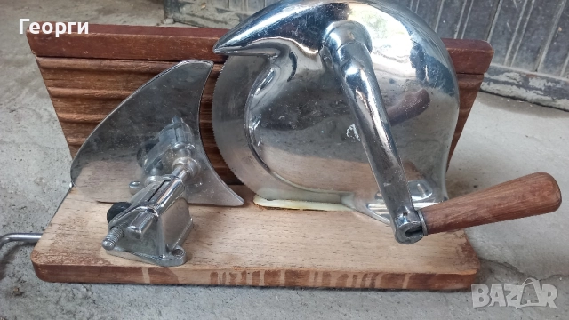 Стара ръчна резачка за хляб,колбаси