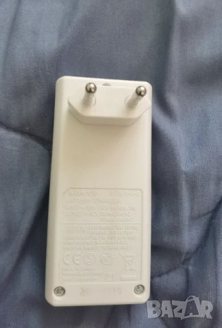 Зарядно Сони за батерии и старо дистанционно за Go Pro камера, снимка 3 - Друга електроника - 54171507