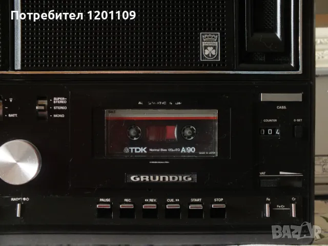 GRUNDIG RR-2000, снимка 4 - Радиокасетофони, транзистори - 49540343