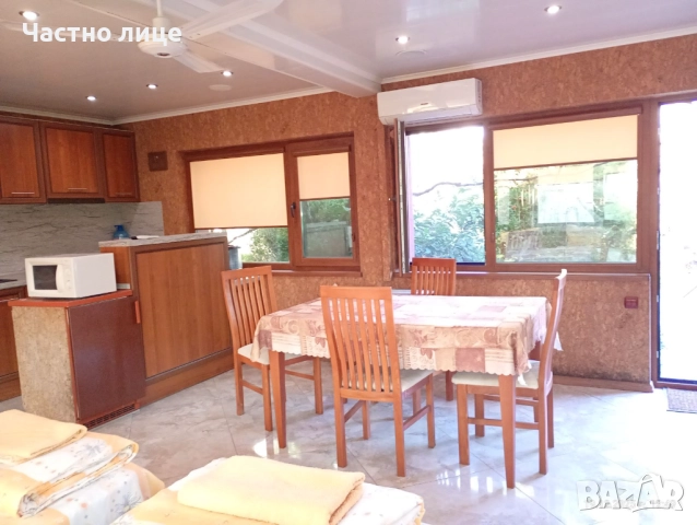 Квартира за Двама/Трима, отделен вход, баня/WC, кухненски бокс, климатик, снимка 6 - Квартири, нощувки - 39513526