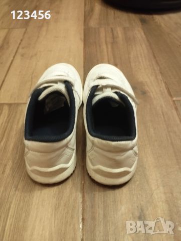 Бели маратонки детски спортни обувки , снимка 4 - Детски маратонки - 45979381