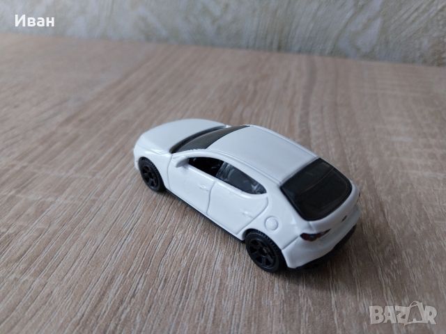 2018 mazda 3 matchbox 1:64, снимка 2 - Коли, камиони, мотори, писти - 46017896