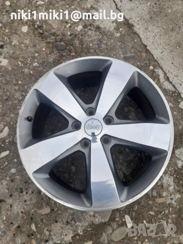 единични бройки за Jeep Grand Cherokee 5х127, снимка 4 - Гуми и джанти - 54082457