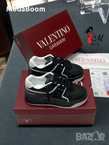 Valentino дамски маратонки , снимка 1 - Маратонки - 48565371