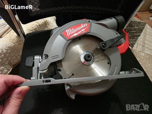 MILWAUKEE M12 CCS44 циркуляр с гаранция, неразличим от нов!