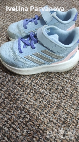 Маратонки Адидас-25 номер, снимка 3 - Детски маратонки - 51940767
