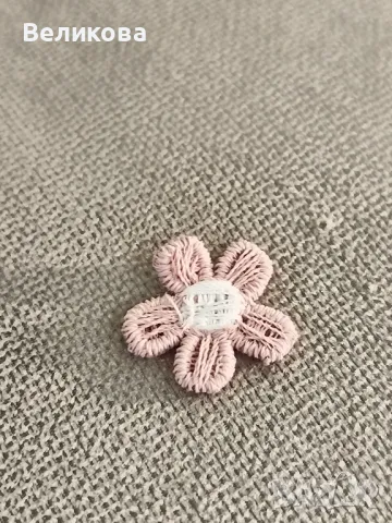 Възглавнички за декорация с релефни цветенца , снимка 4 - Декорация за дома - 50009991