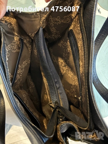 Изключително запазена и качествена кожена дамска чанта. Тъмно синя., снимка 5 - Чанти - 53724265