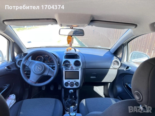 Opel Corsa 1.2 Benzin (2012г.) - ТОП състояние! Навигация и Камера, снимка 4 - Автомобили и джипове - 54134808
