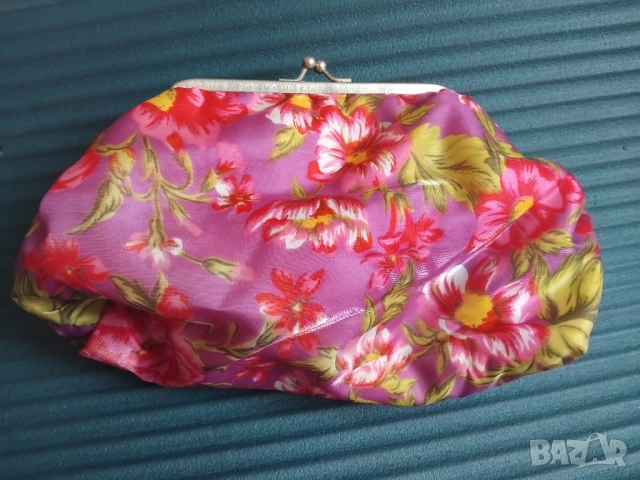 Дамски Несесер тип чантичка - подходящ за козметика и др., снимка 3 - Други - 52497479
