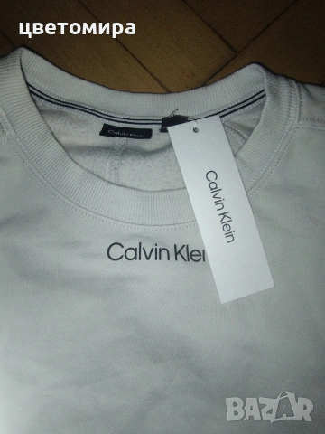 Calvin Klein размер S Нова!