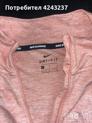 Дамска спорта блуза Nike, снимка 2 - Спортни екипи - 54181035