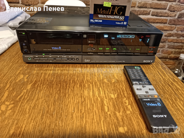 Sony EV-S700ES PCM Audio Recorder , снимка 12 - Ресийвъри, усилватели, смесителни пултове - 45060773