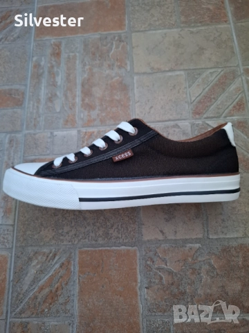 Чисто нови Кецове, номер 39, снимка 3 - Детски гуменки - 33608846