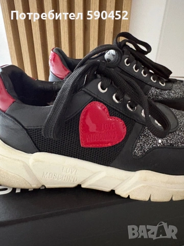 Оригинални сникърси Hugo Guess, снимка 7 - Маратонки - 53324138