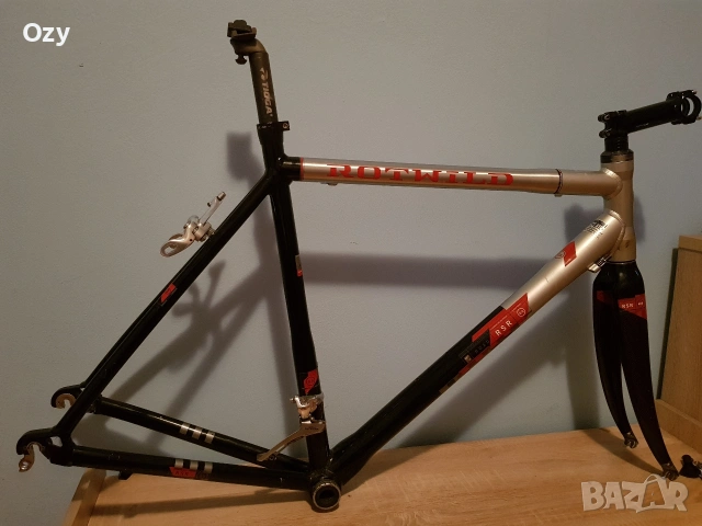 Алуминиева рамка 55см карбонова вилка 