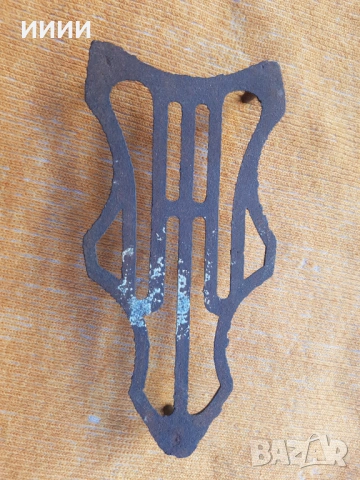 Скара за ютия на жар 3