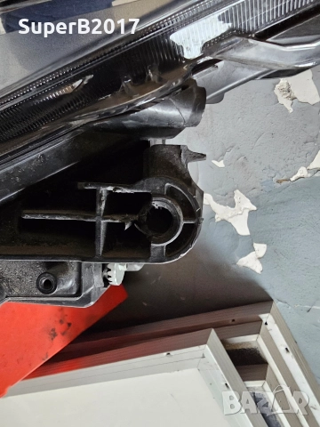 Продавам - оригинален ляв фар за Тойота Корола 2021-2024 г., снимка 4 - Части - 52656411